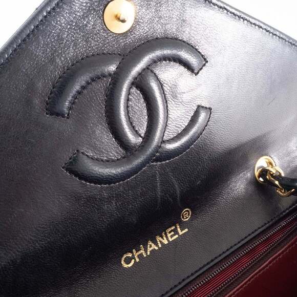 Chanel Matelasse Black Chain Shoulder Bag, Lambskin Leather, Women's, Black, ... - Picture 14 of 16